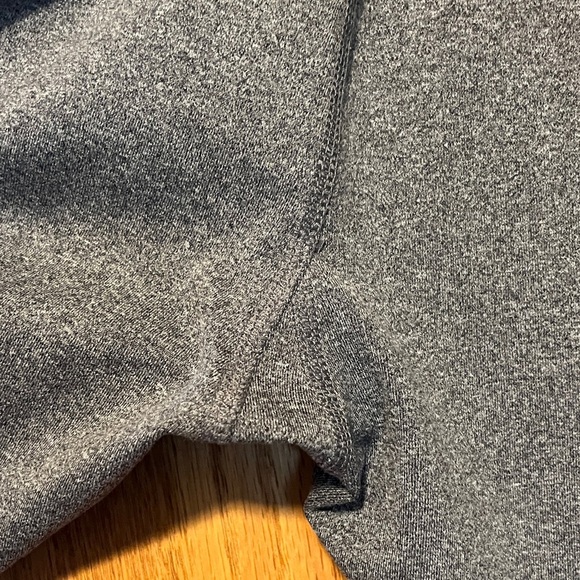 All in Motion Gray Capris - Picture 9 of 10